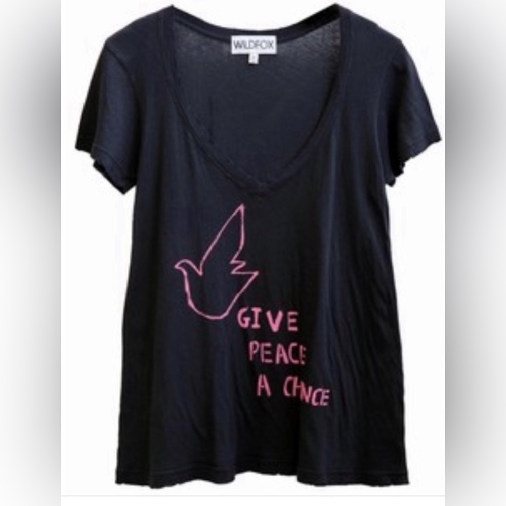 🦋WILDFOX V Neck T